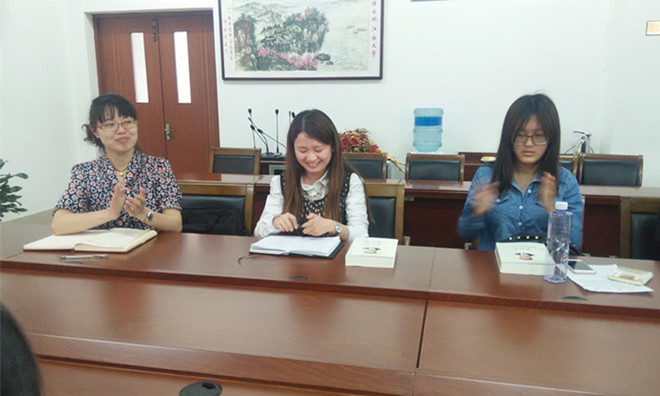 动漫屋
2013学生党支部召开“两学一做”理论学习交流会