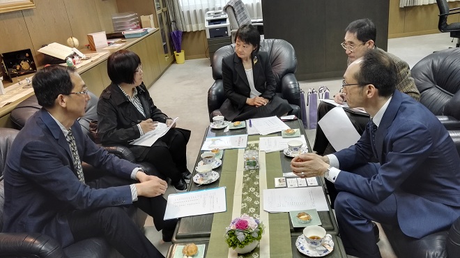 动漫屋
代表团赴日本高校交流访问