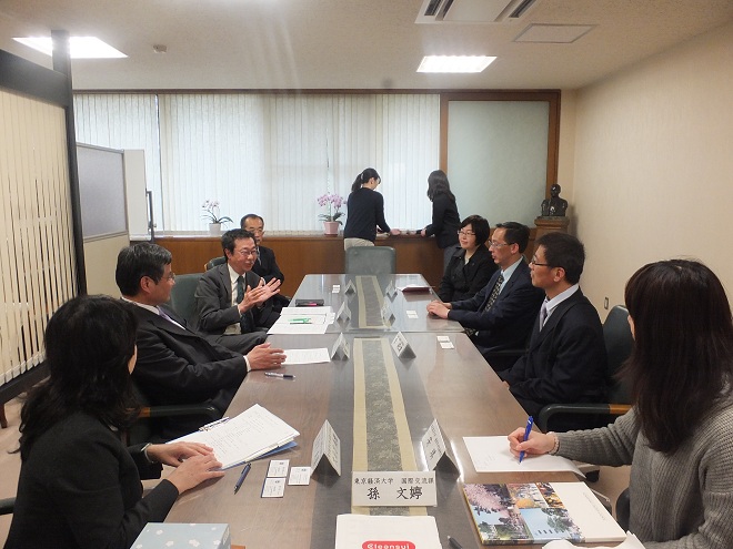 动漫屋
代表团赴日本高校交流访问