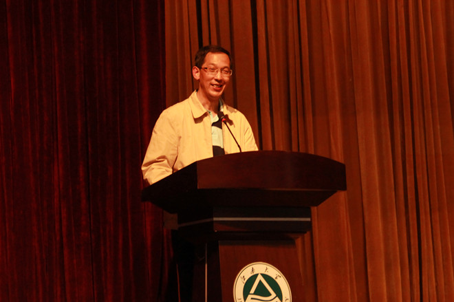 动漫屋
2015外语节开幕式暨外语配音大赛决赛成功举办